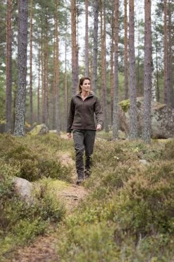 Pinewood Gabriella Membraan Gebreid Fleece Vest Dames Olijfgroen / Fuchsia (148) (waterdicht) -Sport Verkoop 473678cd4144cb53244343ddcc6b9717f8916531