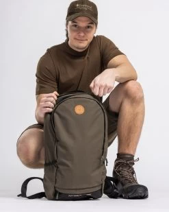Pinewood Day Pack Rugzak 22L Olijfgroen (128) -Sport Verkoop 5bcb4b7de21a754971d0212c29309a6c3e93909d