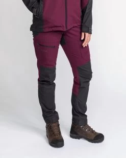 Pinewood Finnveden Hybrid Broek Dames Plum / Antraciet (582) 12 Pinewood Finnveden Hybrid Broek Dames Plum / Antraciet (582) -Sport Verkoop 74b2fa220efe055d15d98687725c519b0c678880