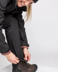 Pinewood Wilda Stretch Shell Softshell Broek Dames Zwart (400) -Sport Verkoop aa6ae88a474b9b18172838b4f8923eff8ca92072