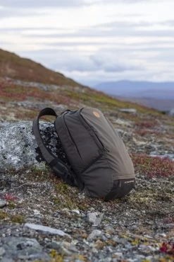 Pinewood Day Pack Rugzak 22L Olijfgroen (128) -Sport Verkoop c05acd27cc3a26a1051a1659fba9430a2aa1ab79