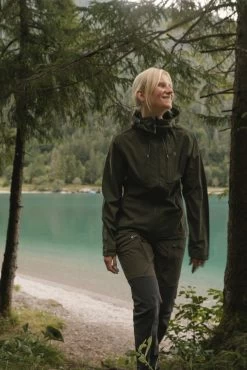 Pinewood Abisko/Telluz 3L Dames Jas Mosgroen (135) 14 Pinewood Abisko/Telluz 3L Dames Jas Mosgroen (135) -Sport Verkoop d01f5a7c39d73a078730fbed253ceb89eb24b85a