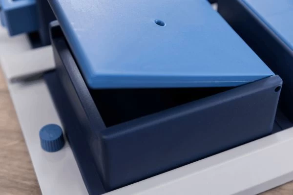 Trixie Dog Activity Poker Box 1 4 Trixie Dog Activity Poker Box 1 - Afbeelding 2